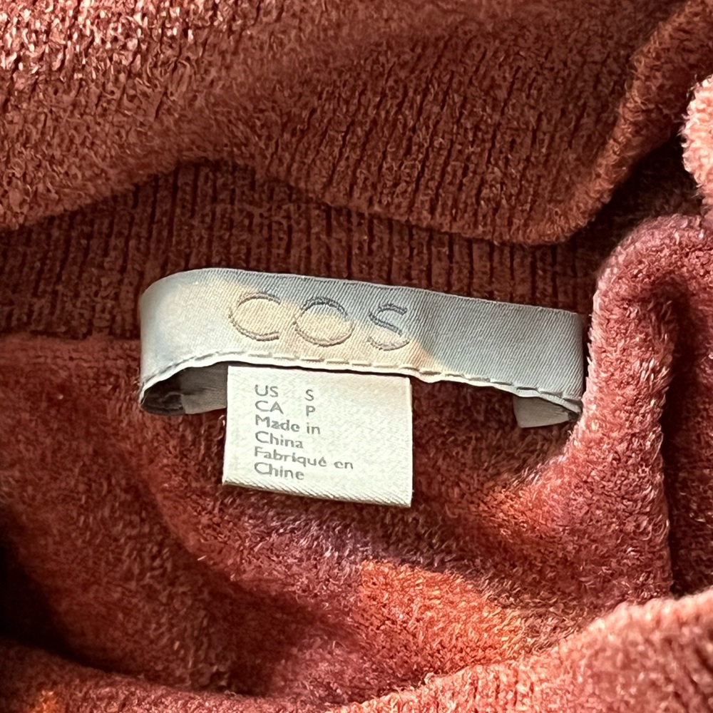 COS Chenille Short-Sleeve Turtleneck in Salmon Sz S - Picture 3 of 4